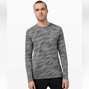 Men’s Lululemon Metal Vent Breathe Long Sleeve Large